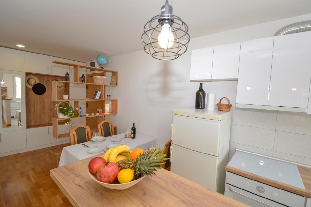 Shine24 - Spacious And Bright Apartment - New Novi Sad Buitenkant foto