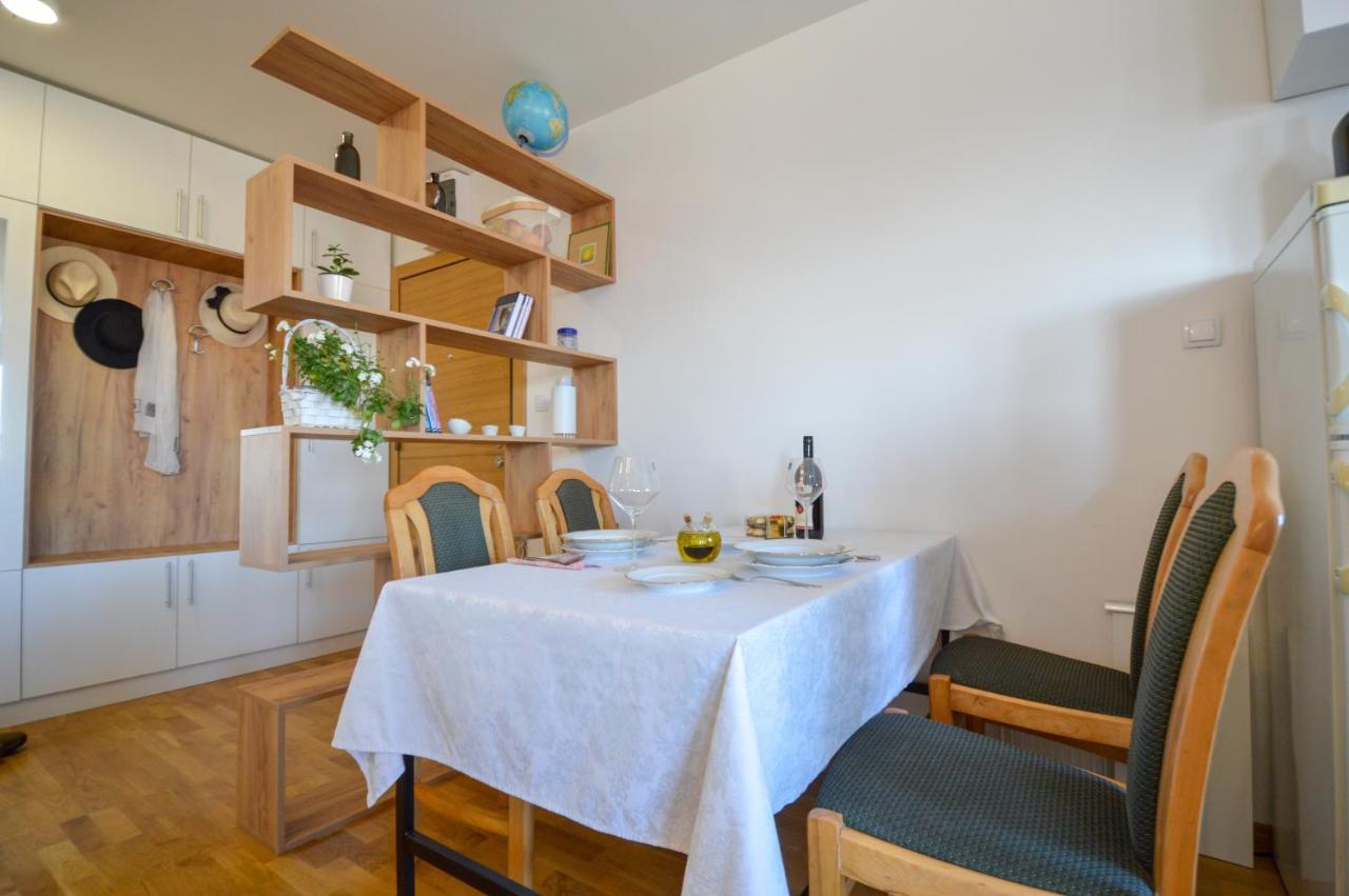 Shine24 - Spacious And Bright Apartment - New Novi Sad Buitenkant foto