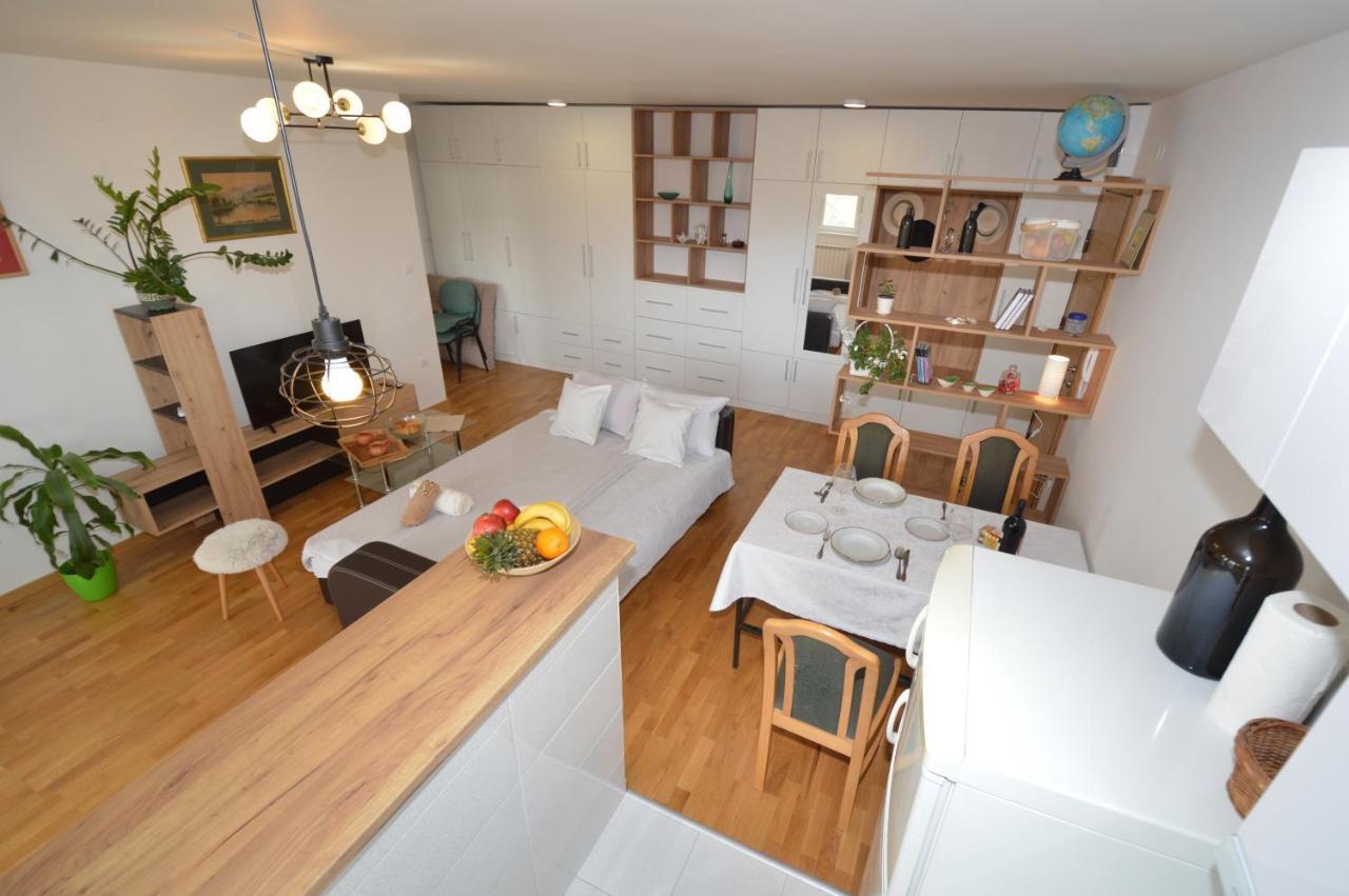 Shine24 - Spacious And Bright Apartment - New Novi Sad Buitenkant foto
